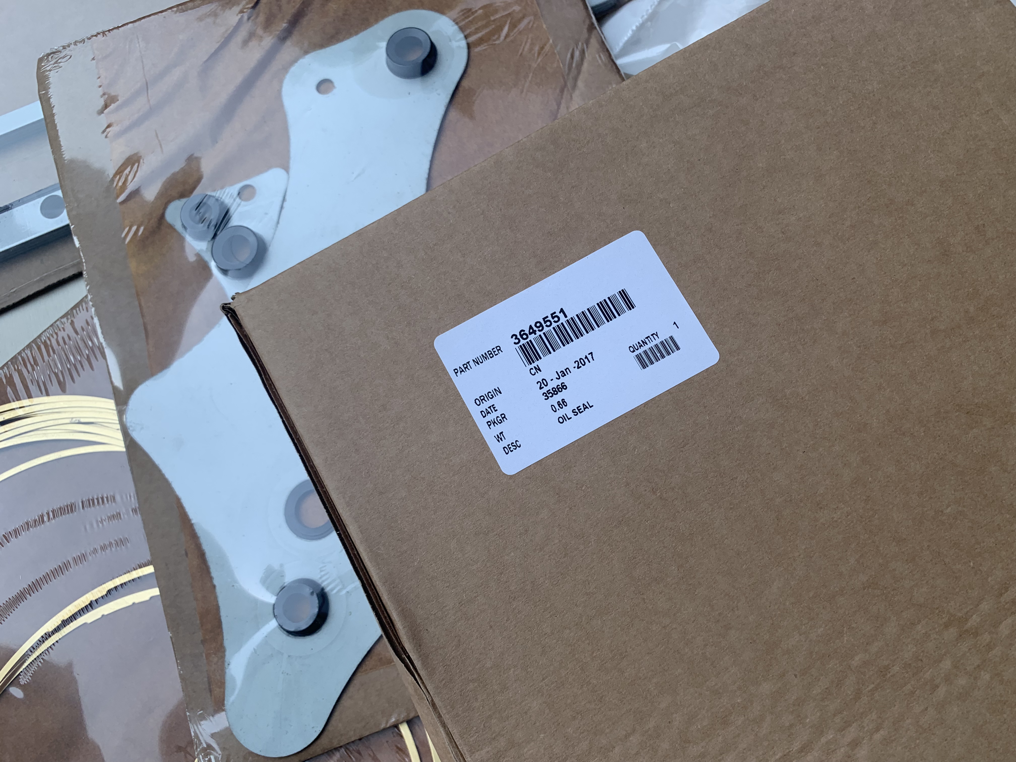 Wholesale Cummins Engine Part Oil Seal 3649551/4100624/4066222/3171910 ...