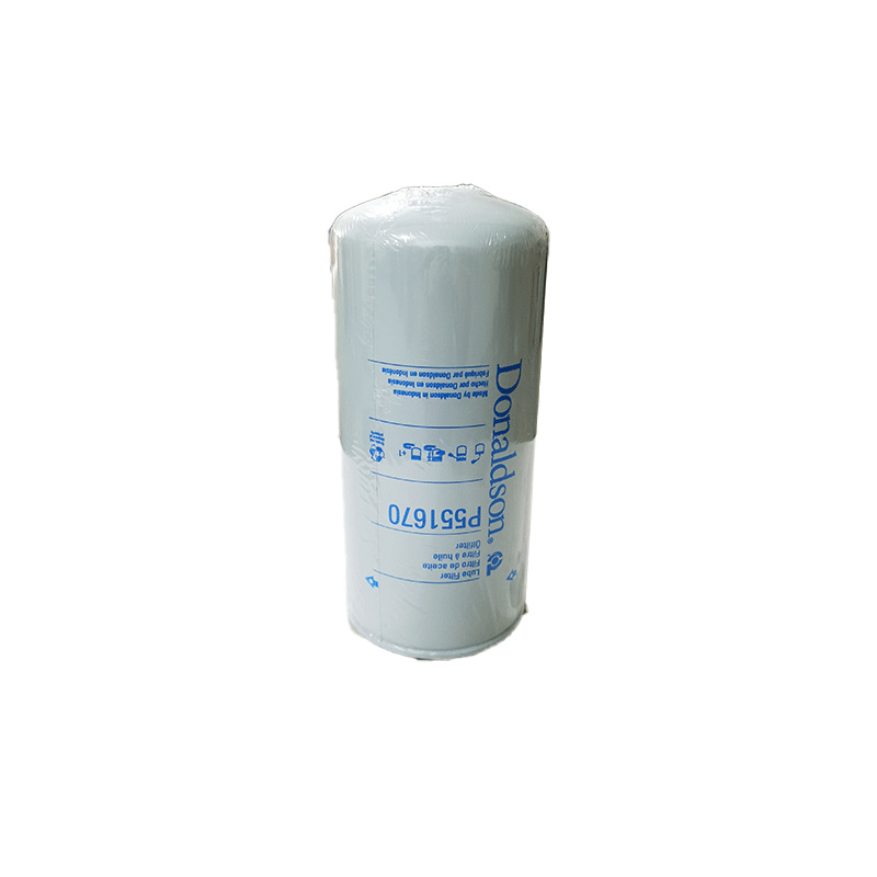 P551670 lube oil filter 1