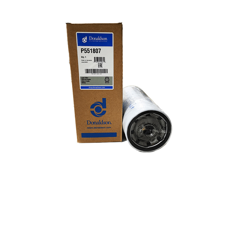 P551807 lube oil filter 2